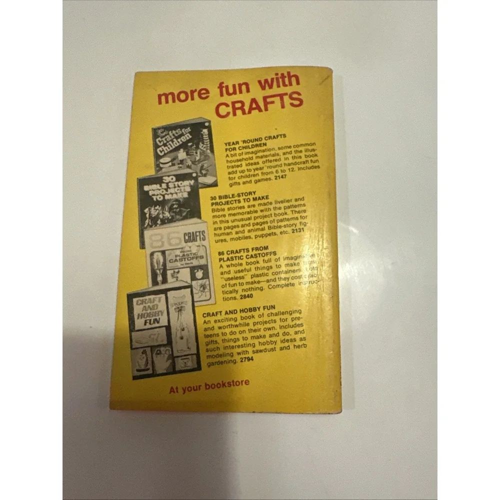 Vintage 1975, Pre-School Pocket Book Of Crafts,‎ Patricia Shely